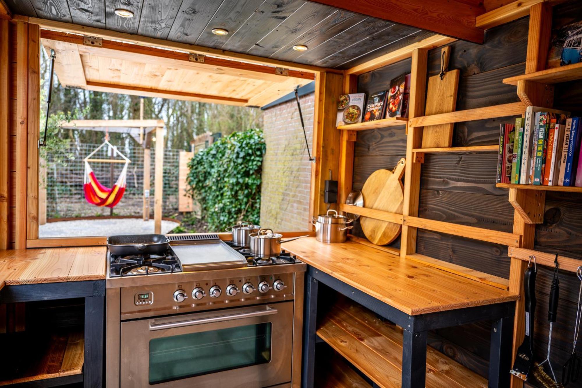 Kahakai Beach House - Unique Outdoor Kitchen - Next To Local Lake And 15 Min. The From Beach Нордвейкерхаут Экстерьер фото